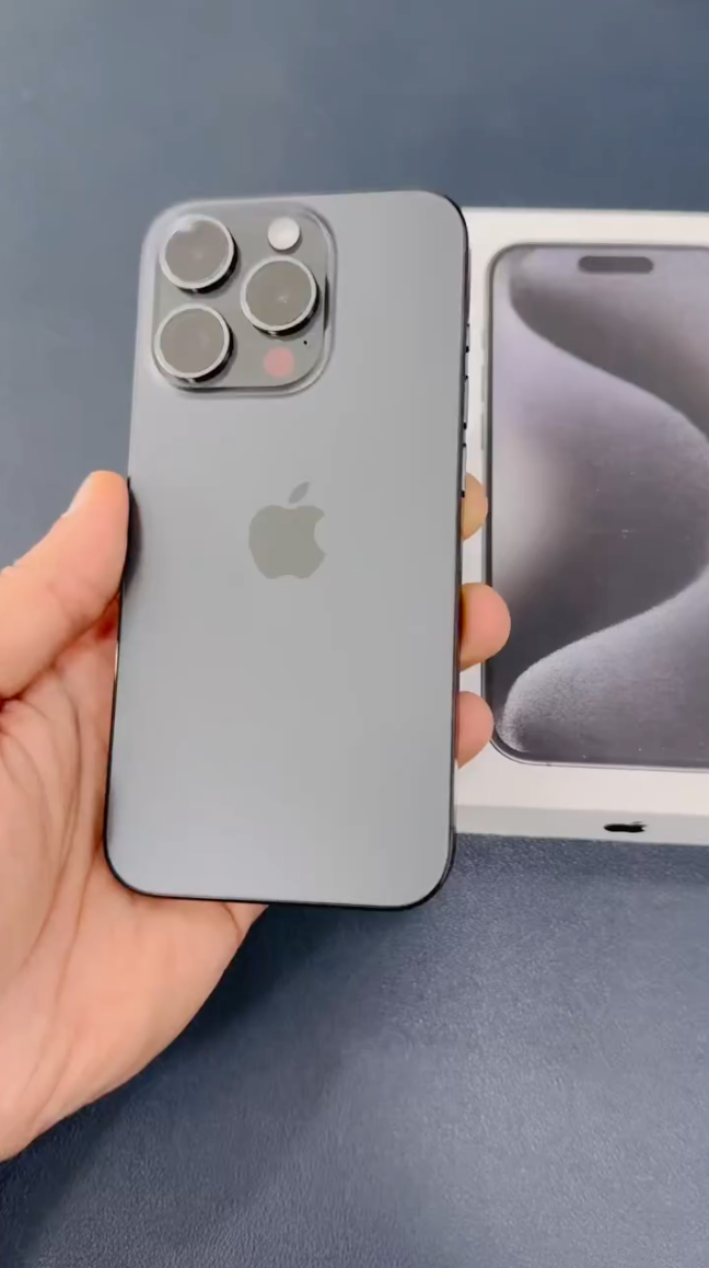 Reel de iPhone 1
